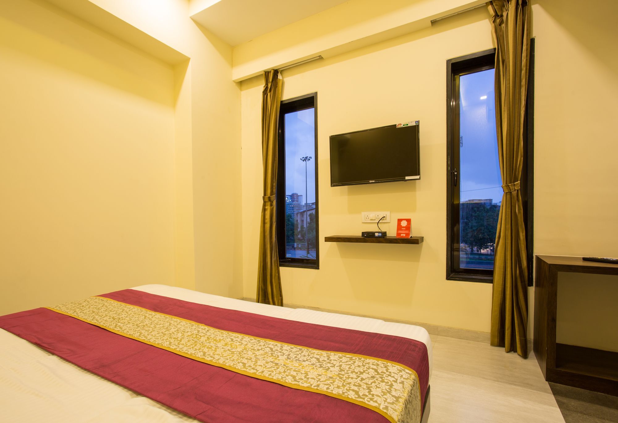 Oyo 7156 Hill View Residency Hotel Navi Mumbai Ngoại thất bức ảnh