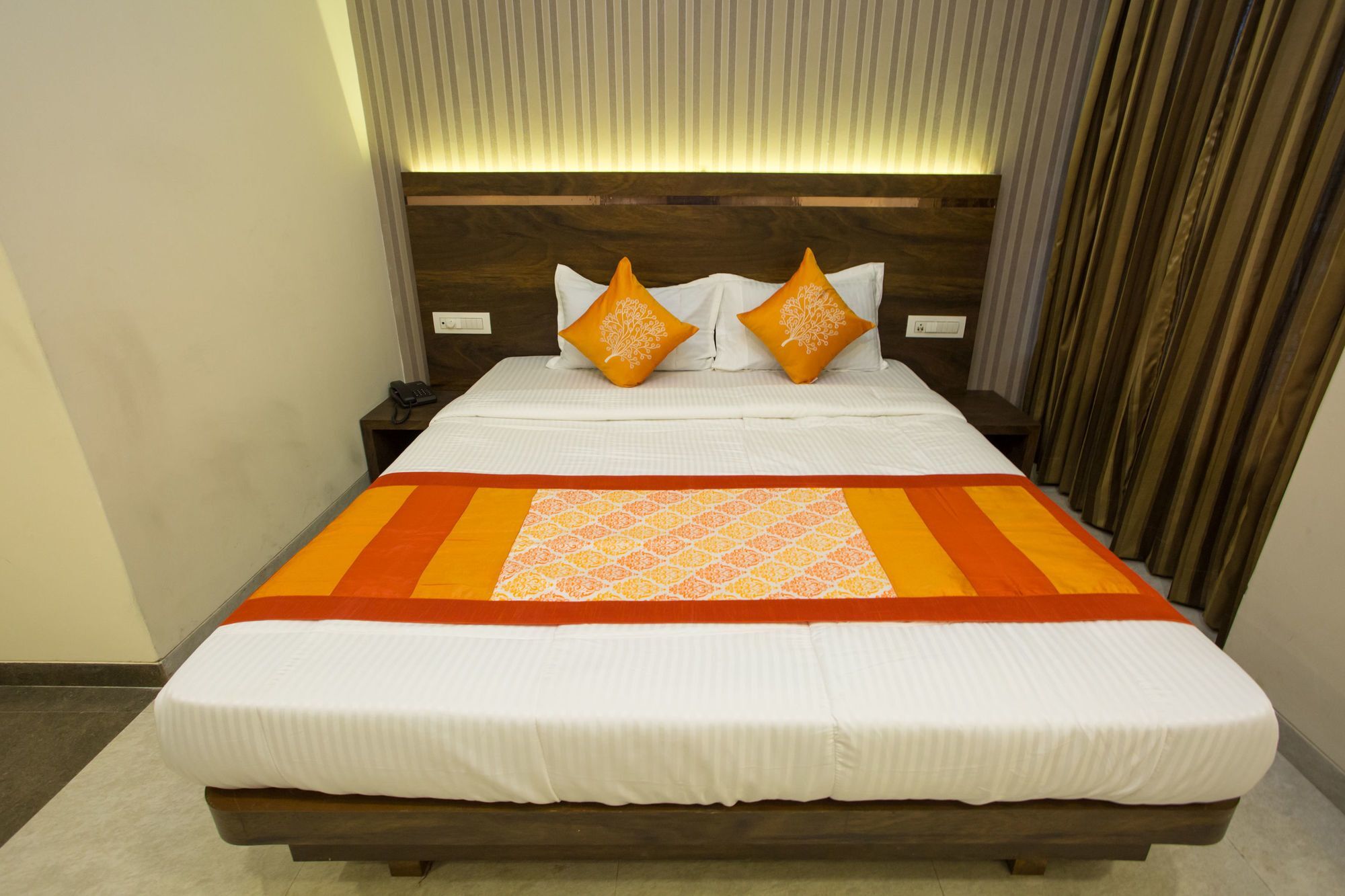 Oyo 7156 Hill View Residency Hotel Navi Mumbai Ngoại thất bức ảnh